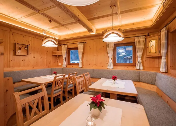 Han/Misafirhane Mamooserhof