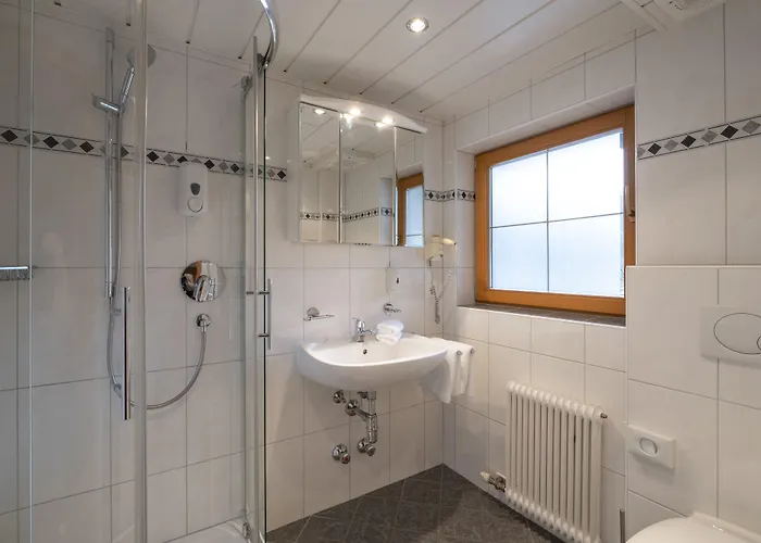 Han/Misafirhane Mamooserhof