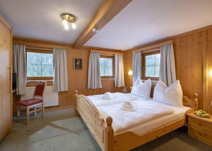 Han/Misafirhane Mamooserhof